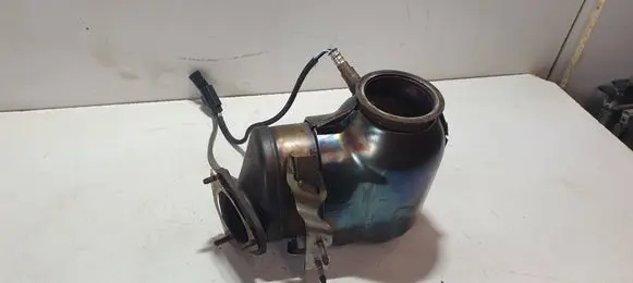 Volvo XC40 Catalyst/FAP/DPF particulate filter 31439857 20W51