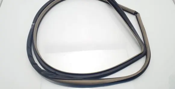 Toyota Sienna XL20 II Front door rubber seal 