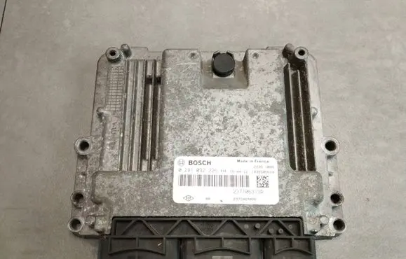 Renault Kadjar Engine control unit/module ECU 0281032226 237106319R