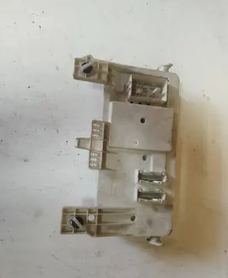 Volvo S40 Fuse module 8690719 041811