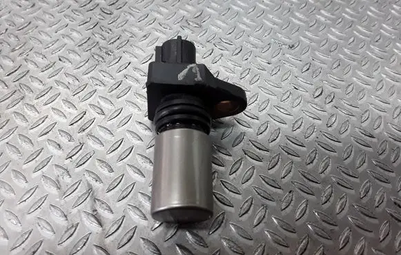 Camshaft position sensor