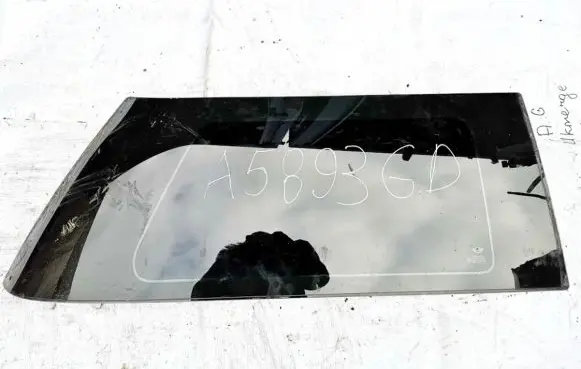 Mini One - Cooper R50 - 53 Rear side window