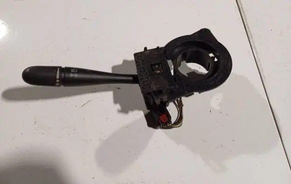 Chrysler Voyager Indicator stalk 05082123AA