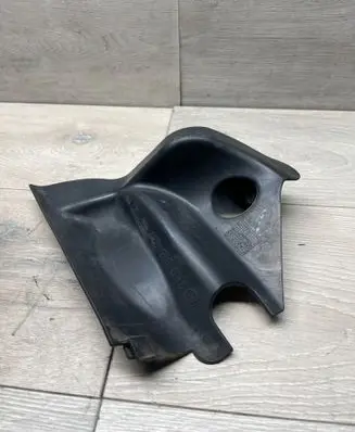 Volkswagen Transporter - Caravelle T5 Battery tray heat shield 7H0915437