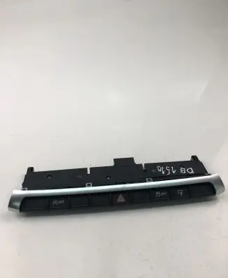 Audi A3 S3 8V Hazard light switch 8V0925301AB
