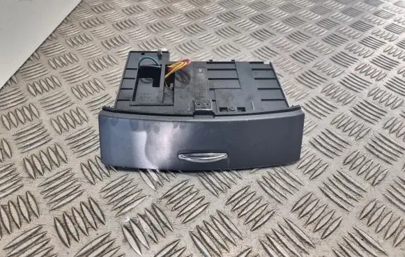 KIA Sorento Dashboard storage box/compartment ATX03