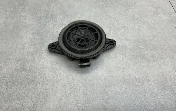 Audi Q3 8U Front door speaker 8U0035416B