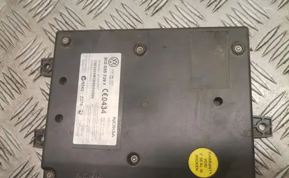 Volkswagen PASSAT B6 Phone control unit/module 3c0035729