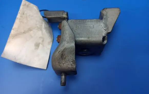 Mercedes-Benz E W212 other engine part A2044900740