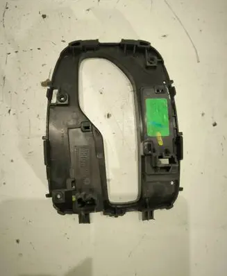 Opel Insignia A Gear shifter surround trim plastic 565537081 00036510 2098C266