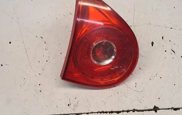 Volkswagen Golf V Tailgate rear/tail lights 1K6945093E