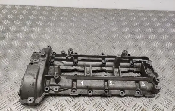 Rocker cam cover