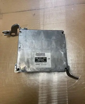 Lexus RX 330 - 350 - 400H Engine control unit/module 8998148060 2752000064