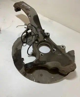 BMW X5 E70 Front wheel hub 6773784