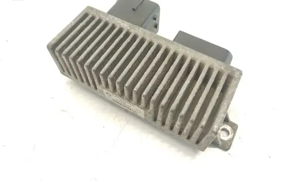 Mercedes-Benz B W246 W242 Glow plug pre-heat relay 8200558438A RCS812
