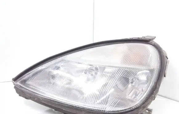 Mercedes-Benz A W168 Headlight/headlamp A1688200161 0301152201