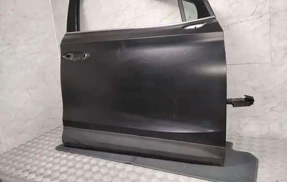 Door (2 Door Coupe)