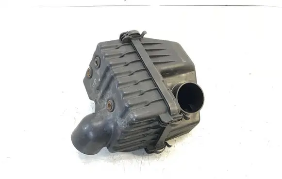 Hyundai Santa Fe Air filter box cover 2811126000 K3185