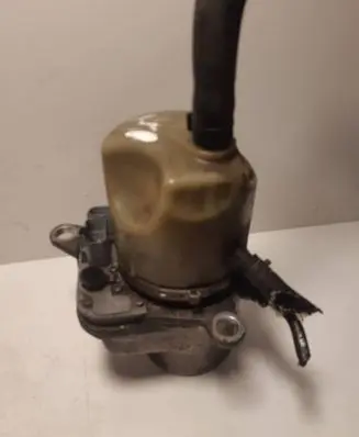 Volvo V50 Power steering pump 4N513K514DP