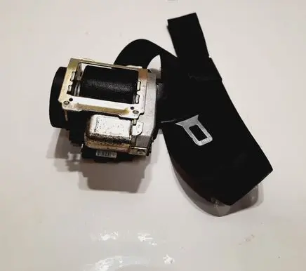 Audi A4 S4 B6 8E 8H Front seatbelt 8H0857706A