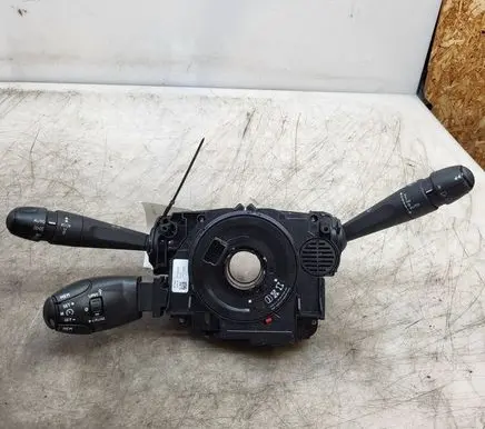 Citroen C3 Aircross Wiper turn signal indicator stalk/switch 98204796ZD