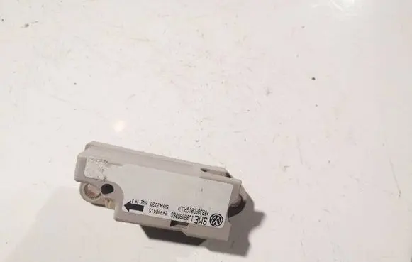Seat Alhambra (Mk1) Airbag deployment crash/impact sensor 24990415