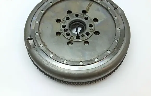 Mercedes-Benz CLA C117 X117 W117 Dual mass flywheel A1330300105