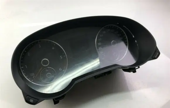 Volkswagen Sharan Speedometer (instrument cluster) 7N0920870E F1820