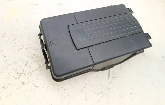 Volkswagen PASSAT CC Battery box tray cover/lid 3C0915443A