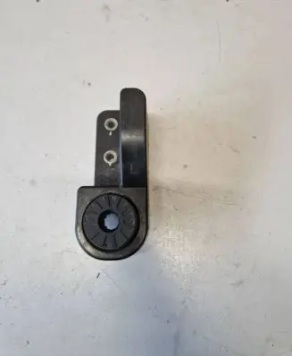 Opel Astra K Radiator mount bracket 13466590 688437545