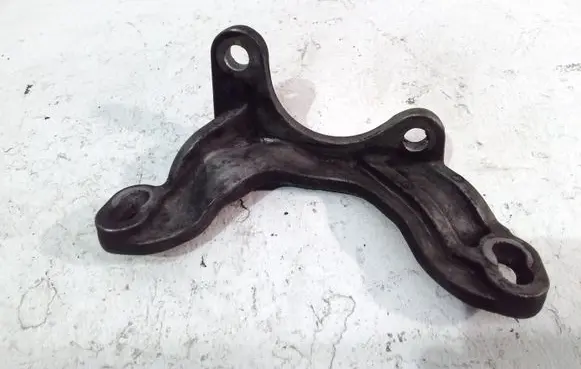 Chevrolet Captiva Engine mounting bracket 96625077