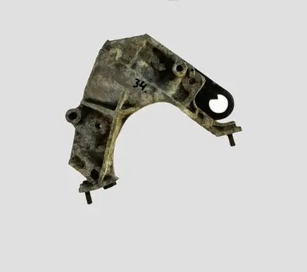 Citroen C4 I Engine mounting bracket 9635969880