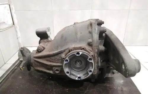 Mercedes-Benz S W220 Rear differential/diff mount bracket A2203507814