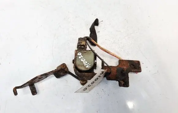 Peugeot 607 Front height sensor lever 