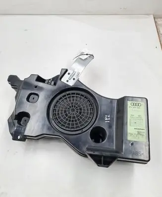 Audi A3 S3 A3 Sportback 8P Subwoofer speaker 8P4035382