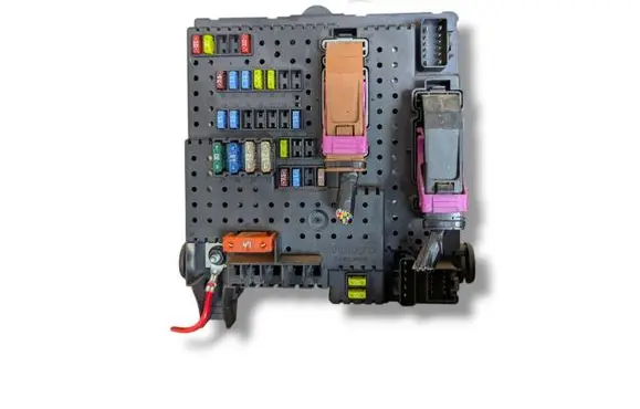 Volvo XC90 Fuse module 28080156 30786646