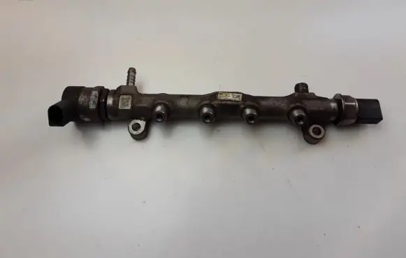 Volkswagen Golf VII Fuel main line pipe 04L089B