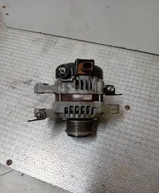 Peugeot 108 Generator/alternator 270600Q180