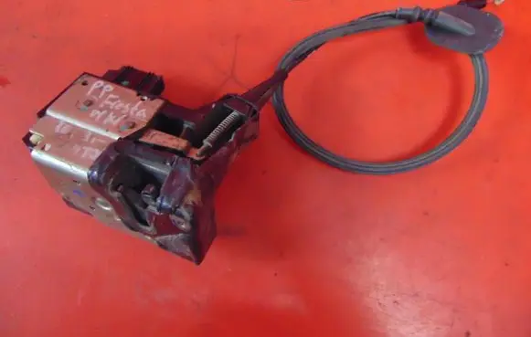 Ford Fiesta Front door lock