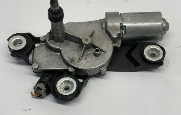 Mazda 3 I Rear window wiper motor 0390201588