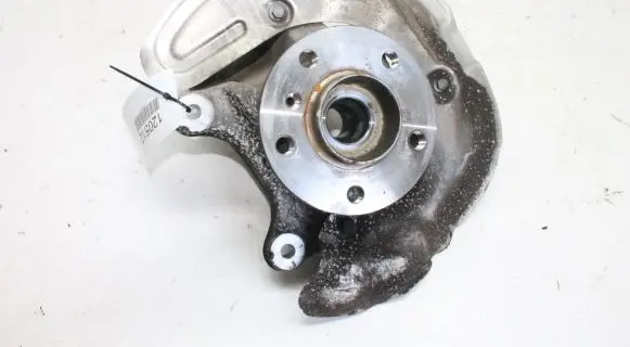 BMW 1 F40 Front wheel hub
