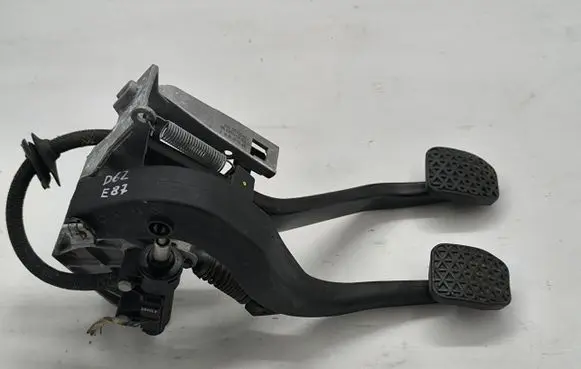 BMW 1 E81 E87 Pedal assembly 2283725