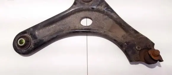 Citroen C3 Front lower control arm/wishbone