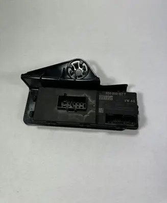 Volkswagen Arteon Tailgate/trunk control unit/module 