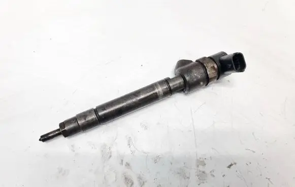 Fuel injector