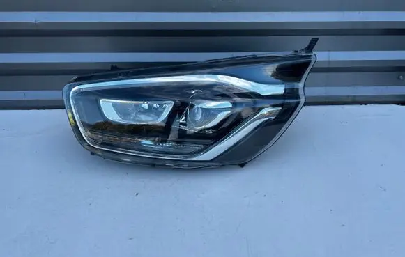 Ford Transit Custom Headlight/headlamp