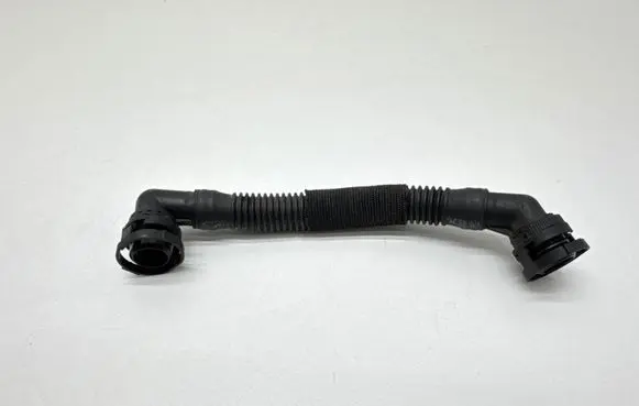 Audi A5 Breather hose/pipe 04L103493F