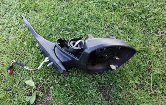 Citroen C3 Front door wing mirror part 232637154
