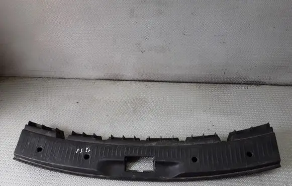 Renault Megane II Trunk/boot sill cover protection