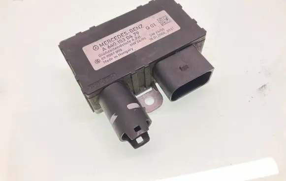 Mercedes-Benz B W245 Glow plug pre-heat relay A6401530479